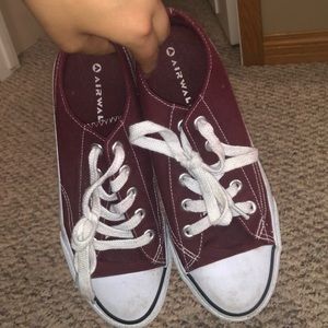 💜3/$15 Airwalk Chuck Taylor Style Burgundy Shoes